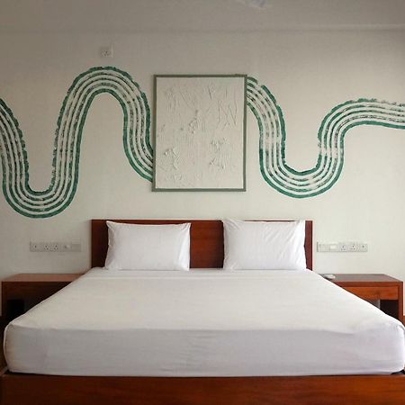 Hotel J Negombo Extérieur photo
