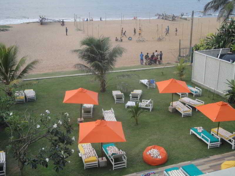 Hotel J Negombo Extérieur photo