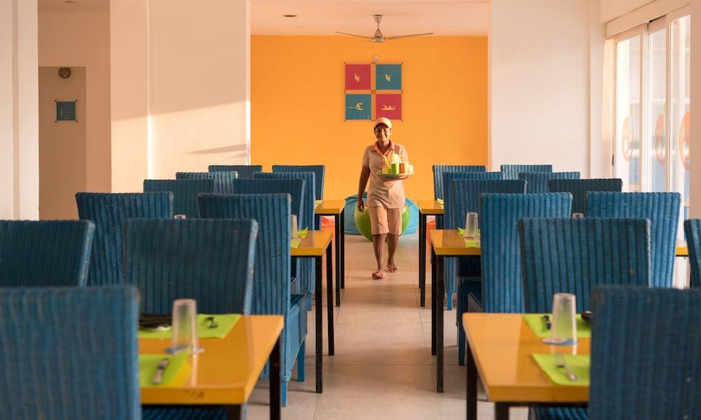 Hotel J Negombo Extérieur photo