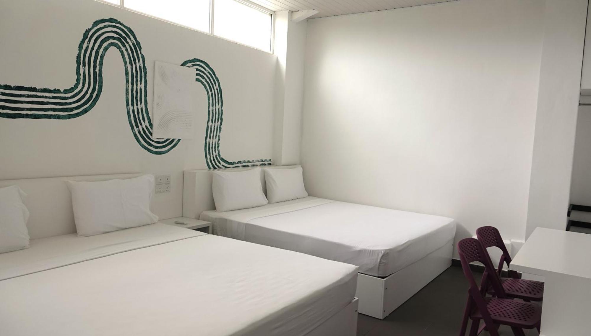 Hotel J Negombo Extérieur photo